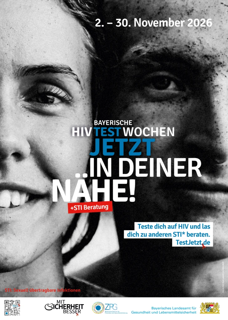 Eine weiblich und eine männlich gedeutete Person lachen frontal in die Kamera. Das Poster zu den HIV-Testwochen 2025